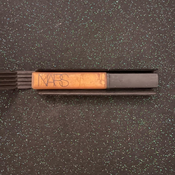 💄Vintage NARS lipgloss “Sweet Dreams” BNIB - Picture 2 of 3